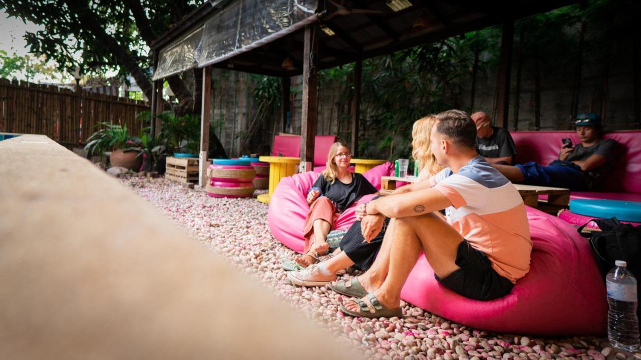 Хостел Slumber Party Bangkok Khaosan Екстер'єр фото