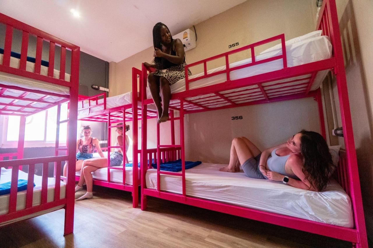Хостел Slumber Party Bangkok Khaosan Екстер'єр фото